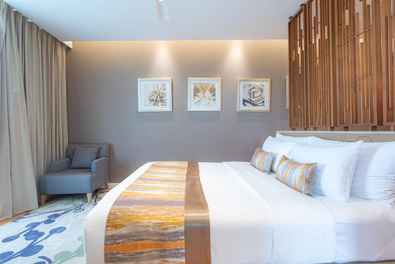Summit Windmill Golf Suite Hotel At Suvarnabhumi Bangkok Zewnętrze zdjęcie Deluxe Room