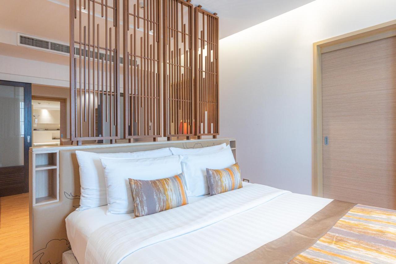 Summit Windmill Golf Suite Hotel At Suvarnabhumi Bangkok Zewnętrze zdjęcie A bedroom at the hotel