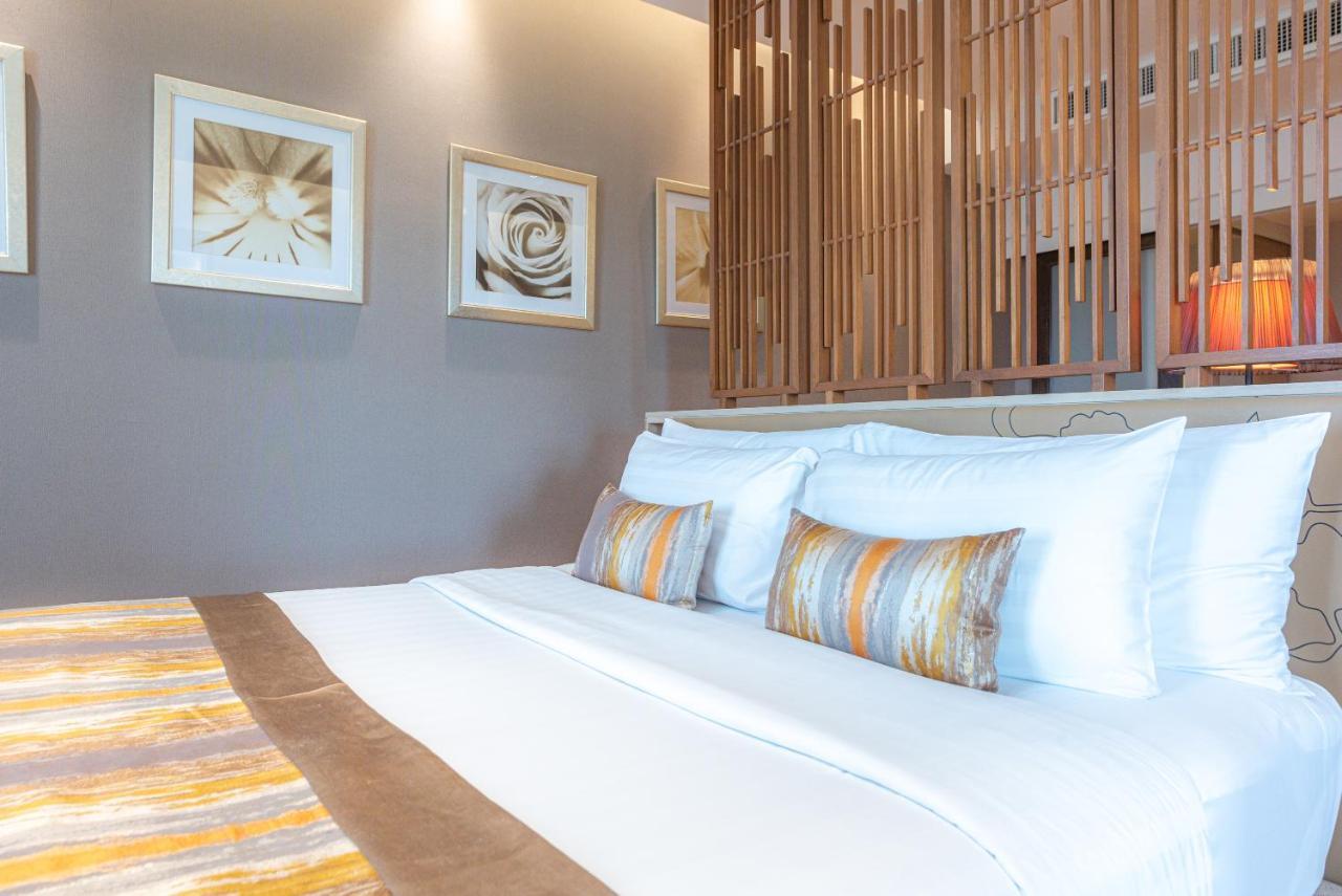 Summit Windmill Golf Suite Hotel At Suvarnabhumi Bangkok Zewnętrze zdjęcie Deluxe Room