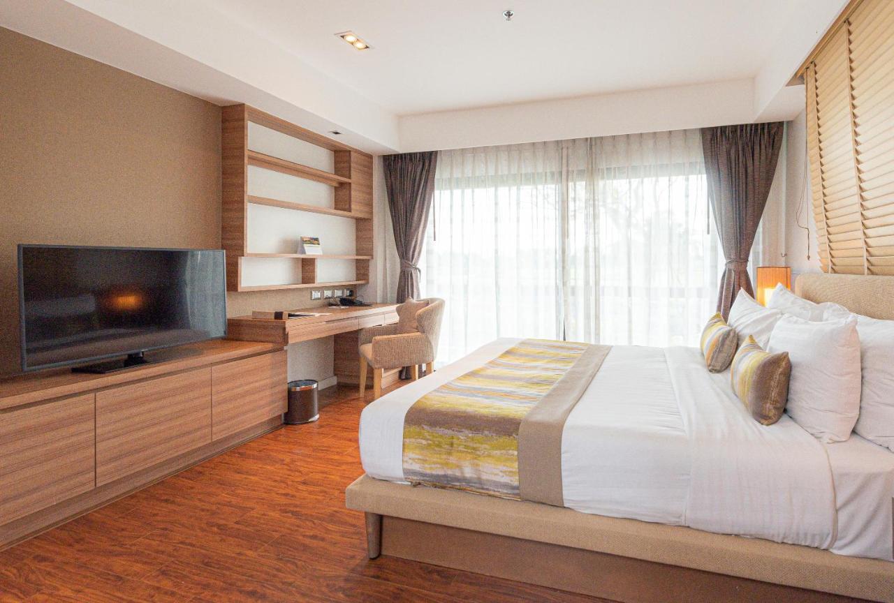 Summit Windmill Golf Suite Hotel At Suvarnabhumi Bangkok Zewnętrze zdjęcie Deluxe Room